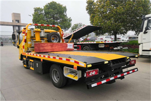 梅州道路救援拖车报价